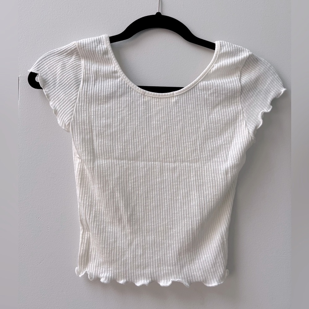 BNIP Ivory Ribbed Crop Top - Picture 2 of 3